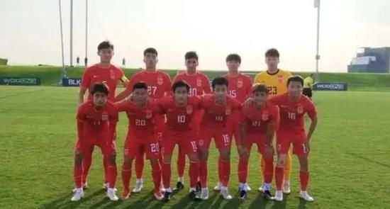 U23亚洲杯分组A组：卡塔尔、澳大利亚、约旦、印尼B组：日本、韩国、阿联酋、中国C组：沙特、伊拉克、泰国、塔吉克斯坦D组：乌兹别克斯坦、越南、科威特、马来西亚罗马诺：格列兹曼专注于马竞 他不会在冬窗加盟曼联罗马诺在今天的专栏中谈到了格列兹曼，直接指出法国球星只想留在马德里竞技，和曼联没有联系。